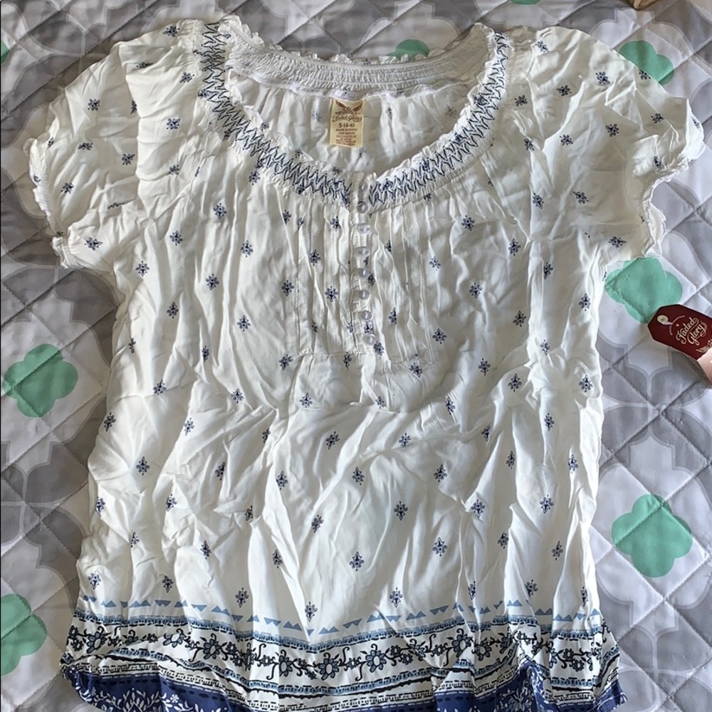 Women’s Blouse